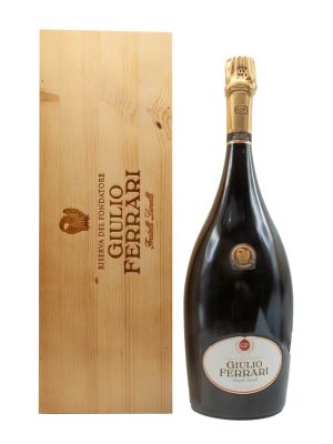 Spumante Giulio Ferrari 'Riserva Del Fondatore' 2010 Magnum